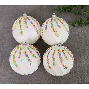 4 White Swirl Beaded Christmas Round Ball Ornaments‎ Colorful Plastic 4" NEW